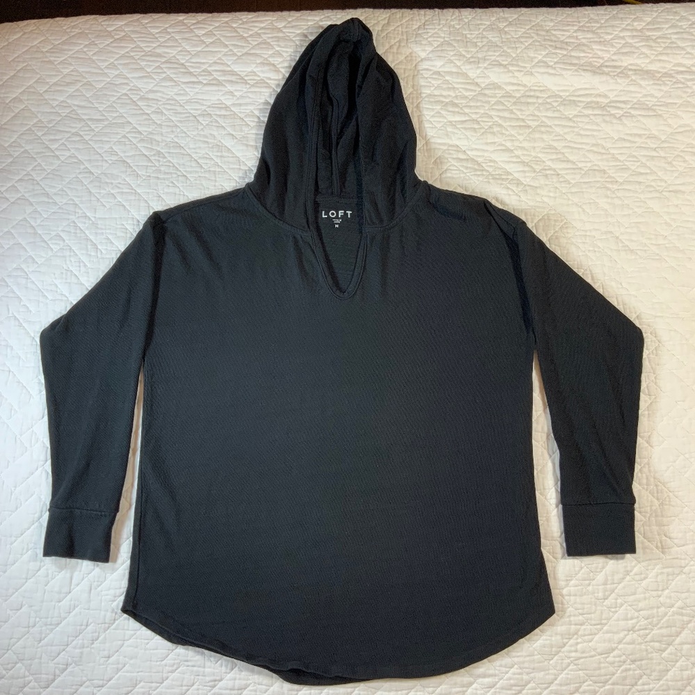 Loft Women's Black Hoodie Size M 100% Cotton Preowned (F41)